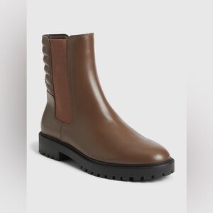 Gap Brown Smooth Faux Leather Chelsea Ankle Boots Size 8 Round Toe Lug Sole Fall